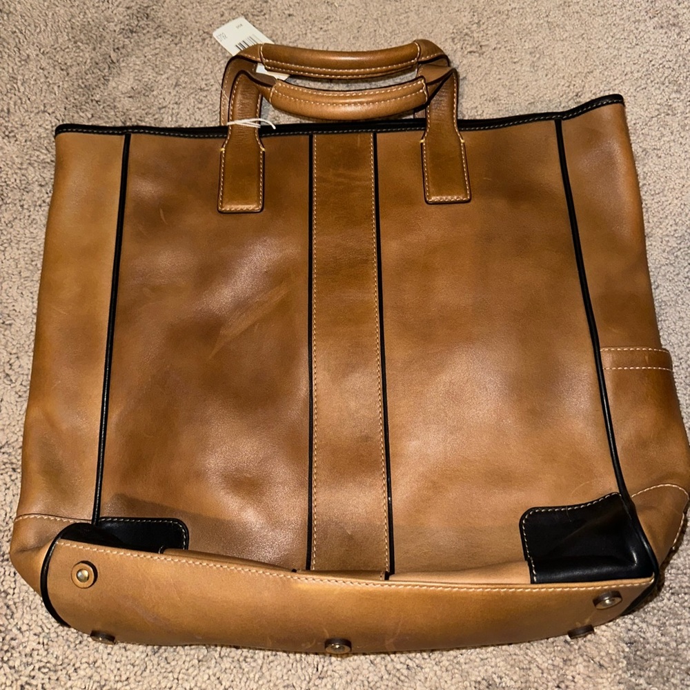 NWT coach tote bag